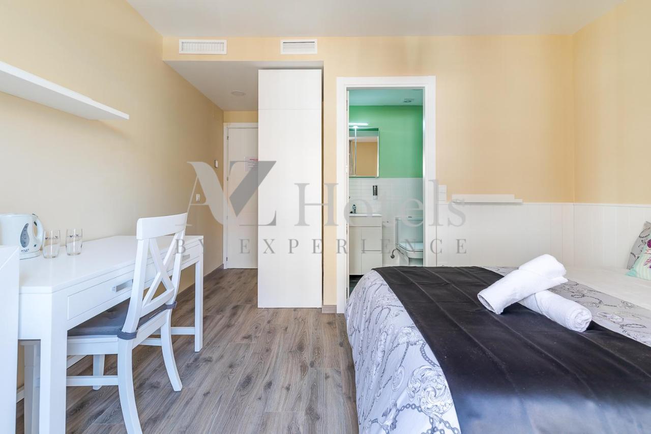 Ayz Villegas - Auto Check-In Property มาดริด ภายนอก รูปภาพ